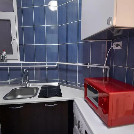 Center Apartment *