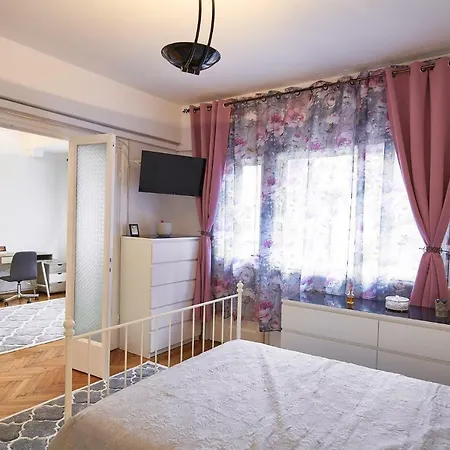 Center Bükreş